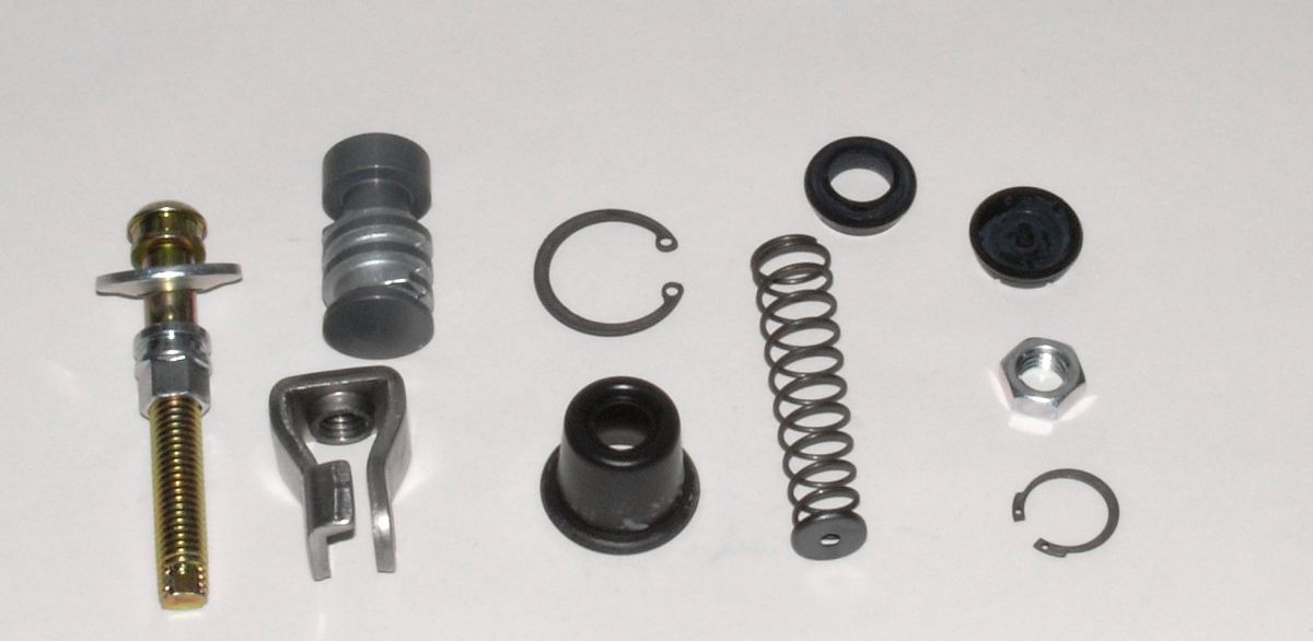 TOUR MAX 359074 KIT DE R�PARATION POUR MA�TRE CYLINDRE ARRIERE D`ORIGINE HONDA CBR 1100 XX 1997-1998