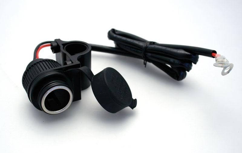 PRISE ALLUME CIGARE AVEC FIXATION GUIDON 12V