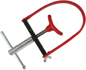 CLEE CLOCHE VOLANT EMBRAYAGE SCOOTER OUT1003