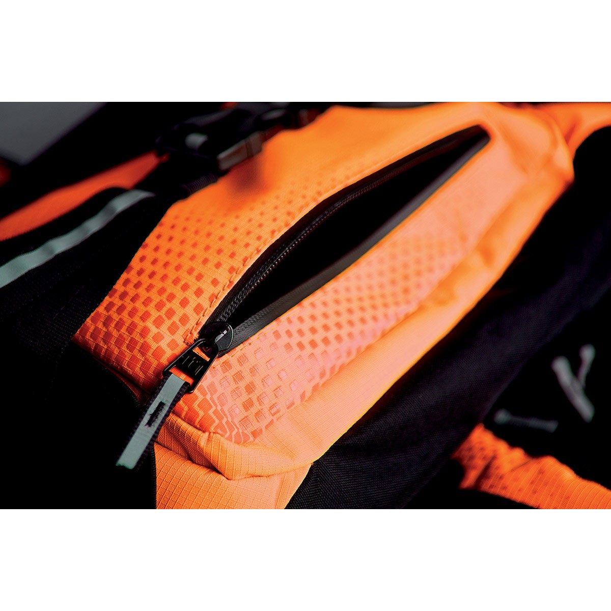 SAC A DOS ICON SQUAD 3 MIL-SPEC ORANGE* (4)