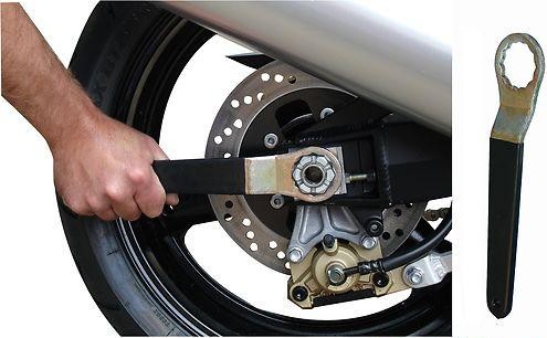 Cl�e pour le d�montage des axes de roues 32 MM* TLSAXD10
