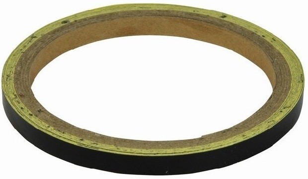 LISERET DE ROUE RUBAN ADH�SIF R�FLECTEUR POUR JANTES OU CARENAGE FINITIONS NOIR* WST024